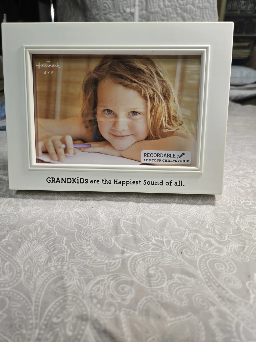 Hallmark 4x6 White Photo Frame 